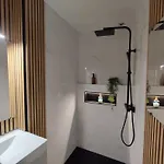 Appartement Cosy 4 Minutes A Pieds Du Centre Historique Avec Parking Montluçon