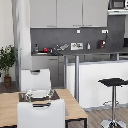 Apartment Cosy Entre Centre Et Hopital Montlucon